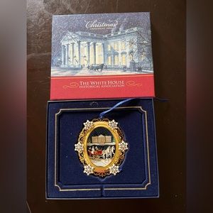 PRICED TO SELL-White House Christmas 2004 Ornament-Sleigh Horses